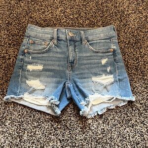 Us 4 super stretchy American eagle shorts